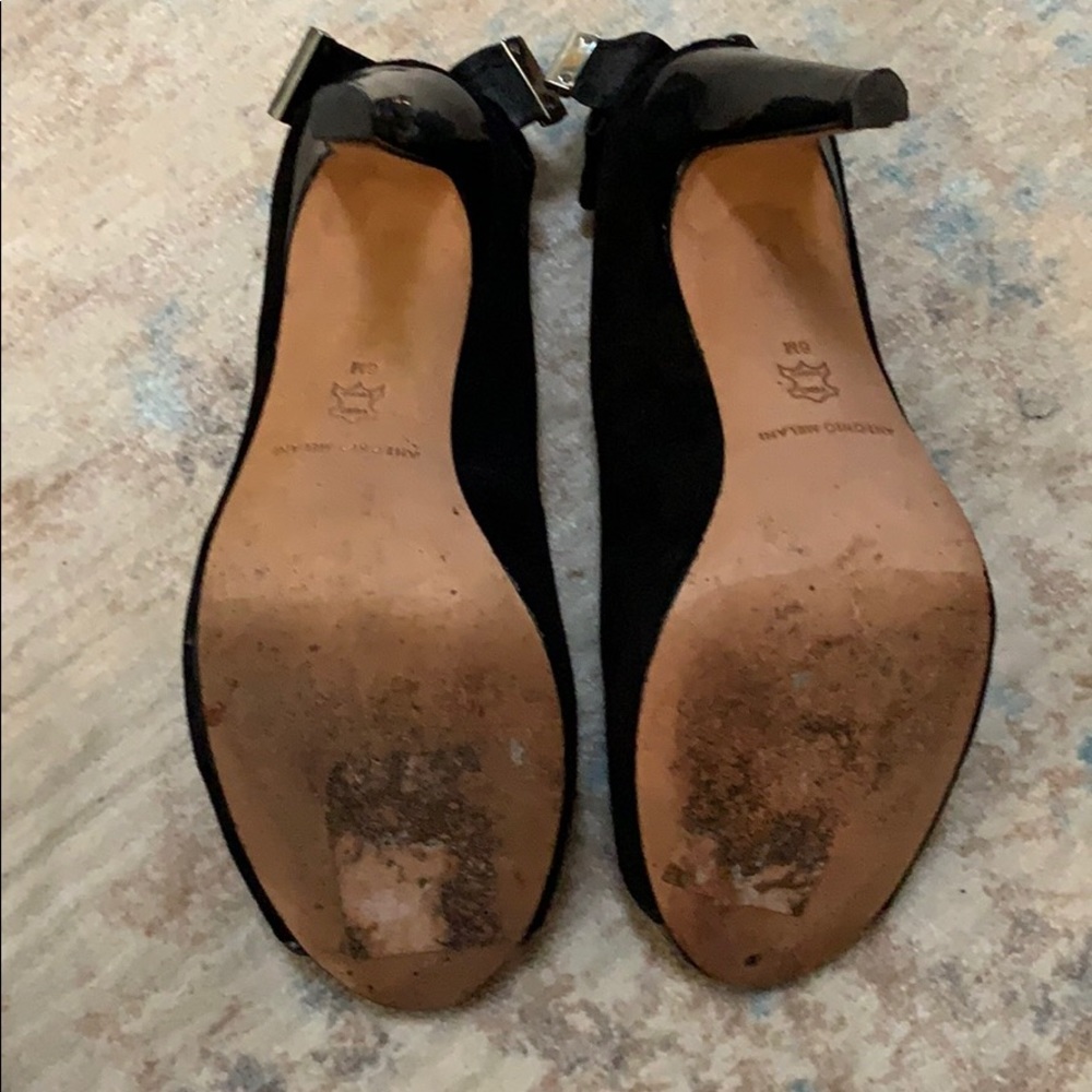 Shoes - Picture 4 of 9